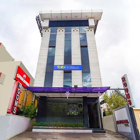 キューブ ホテル Kochi エクステリア 写真